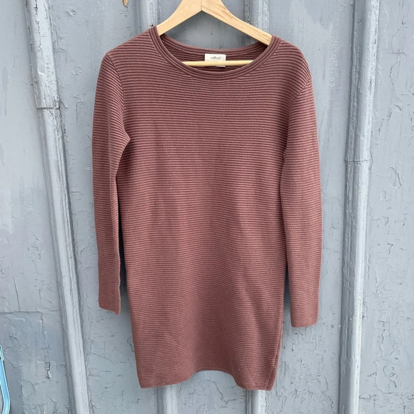 Aritzia  Campanule sweater dress, Size XS - Picture 2 of 8